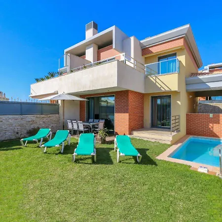 Villa V3, Jardins Branqueira6 Near Beach, *