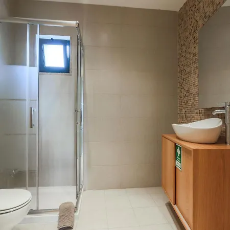 V3, Jardins Branqueira6 Near Beach, Вілла